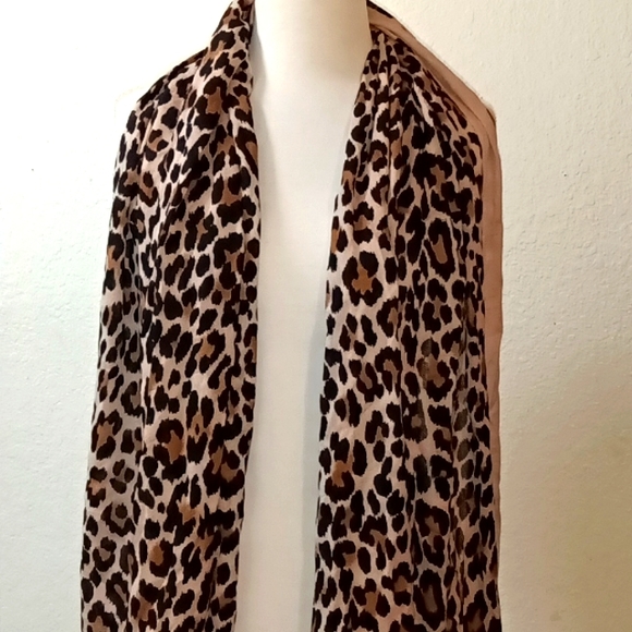 Kate Spade scarf - Picture 2 of 10